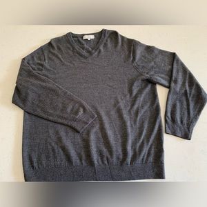Turnbury Merino Wool V-Neck Sweater size XL dark heather grey